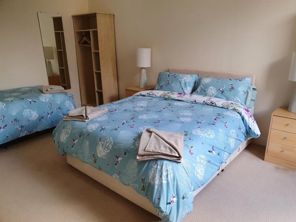 Flat 1 Castlebank House Flats Apartment ดิงวอลล์ ภายนอก รูปภาพ