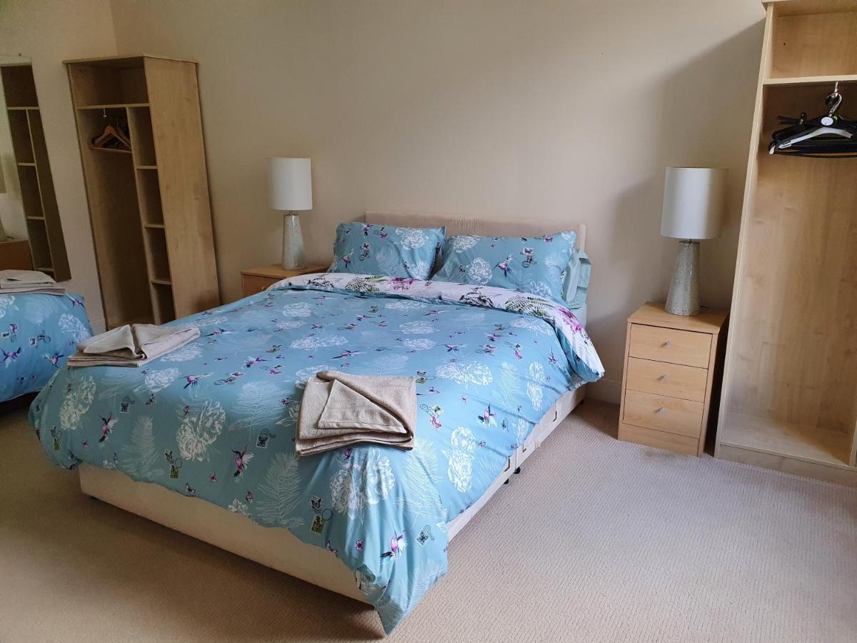 Flat 1 Castlebank House Flats Apartment ดิงวอลล์ ภายนอก รูปภาพ